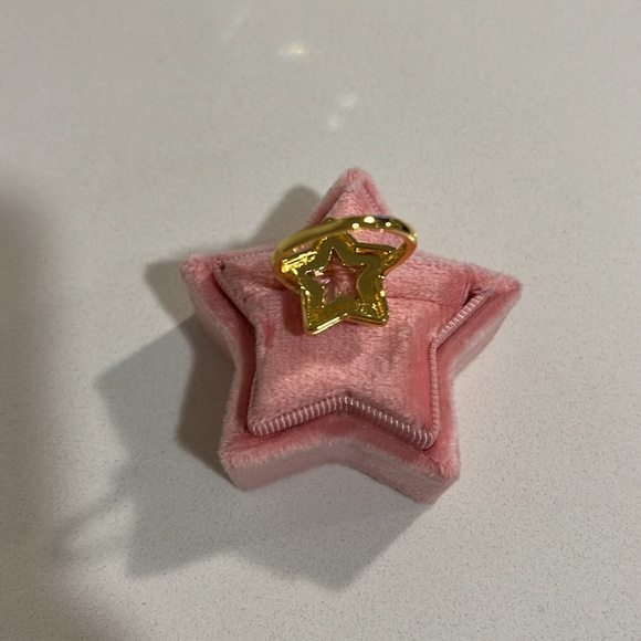 Diamond Dolls Co Pink Star Pink Stone Ring Size 7 Never Worn - Picture 3 of 3
